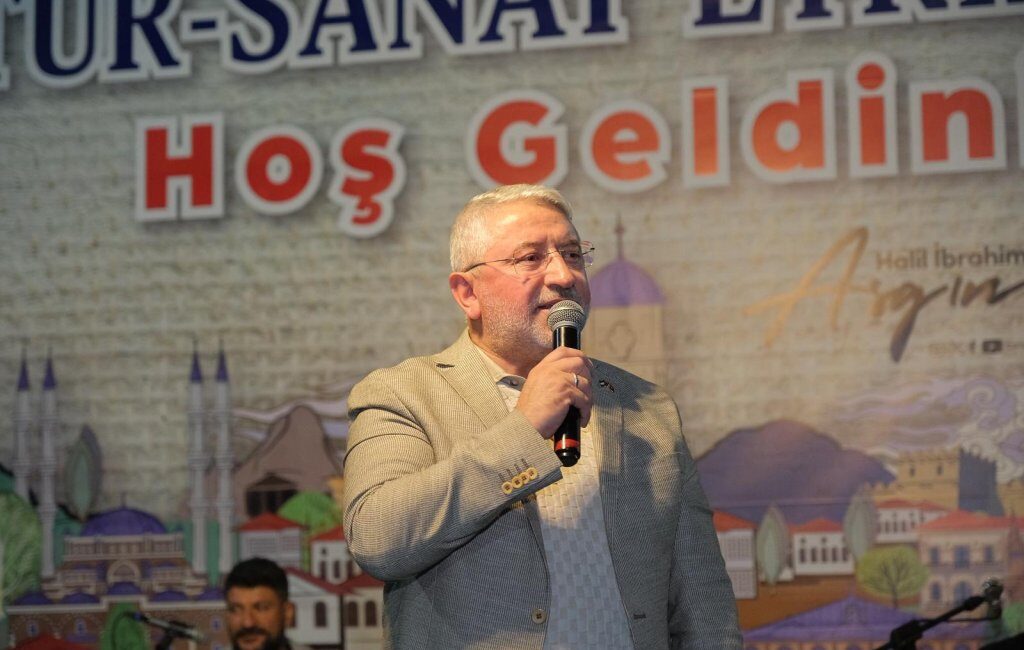 Hasan Paşa Sokak İçin Toplantı Çorum Belediye Başkanı Dr. Halil